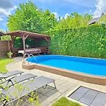 Balazs With Private Pool - Biro Tours Nr 183 * 케츨리
