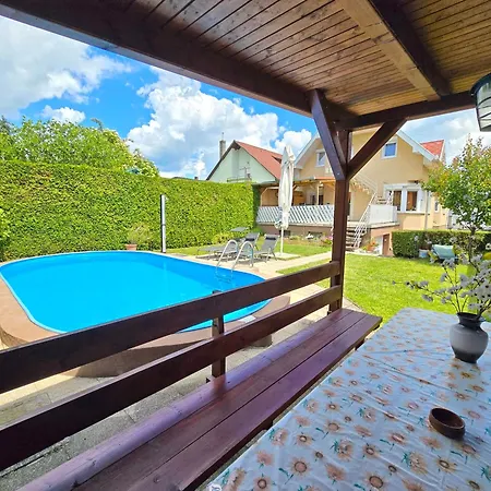 דירה Balazs With Private Pool - Biro Tours Nr 183 *