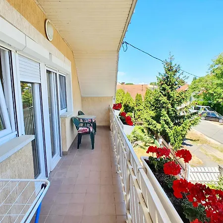 Balazs With Private Pool - Biro Tours Nr 183 케츨리