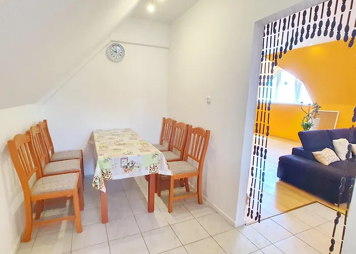 Balazs With Private Pool - Biro Tours Nr 183 *