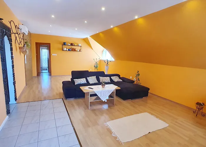 Balazs With Private Pool - Biro Tours Nr 183 * 케츨리