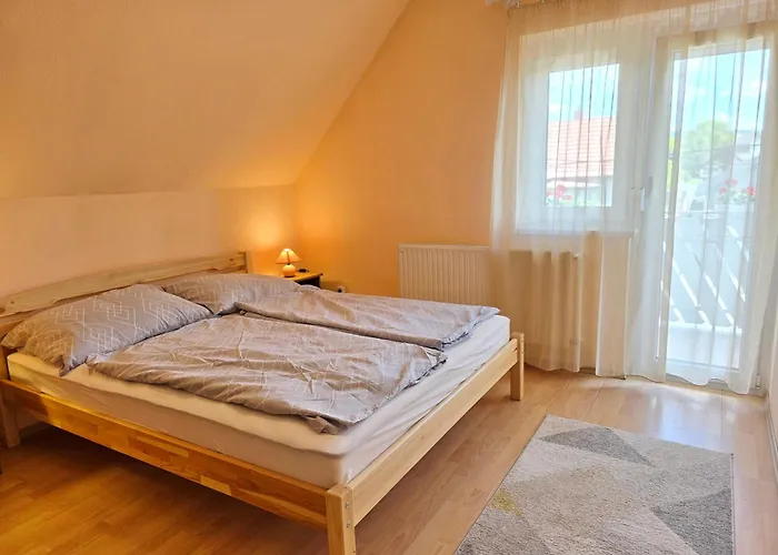 Balazs With Private Pool - Biro Tours Nr 183 아파트 케츨리